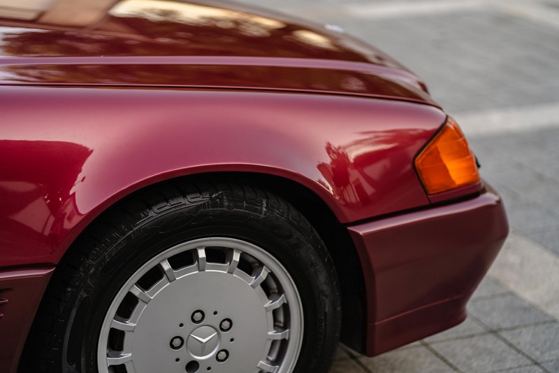 1990 Mercedes Benz 300SL24